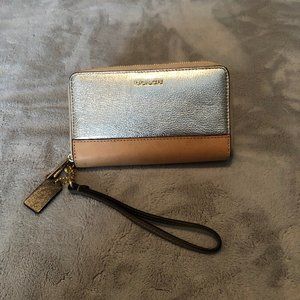 Coach Wallet - Silver & Nude